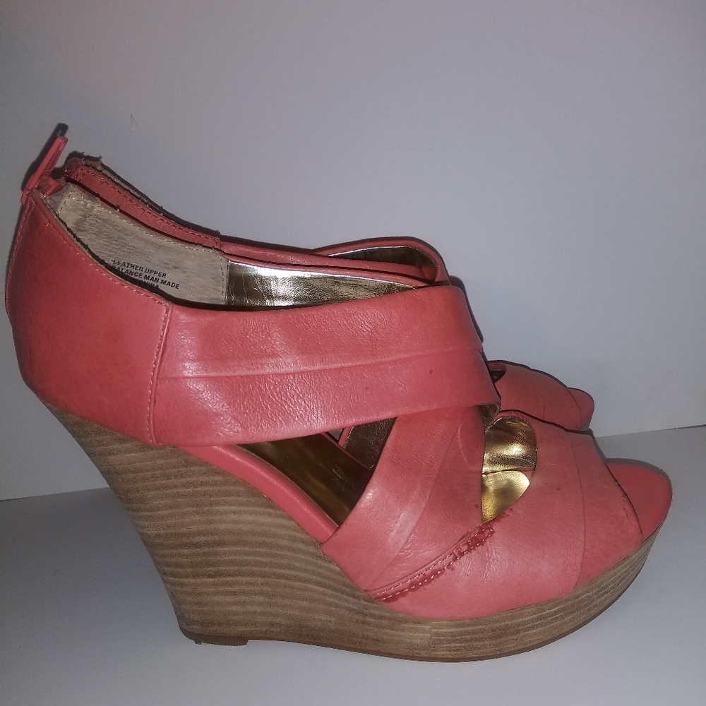 Coral Wedges - Picture 3 of 6